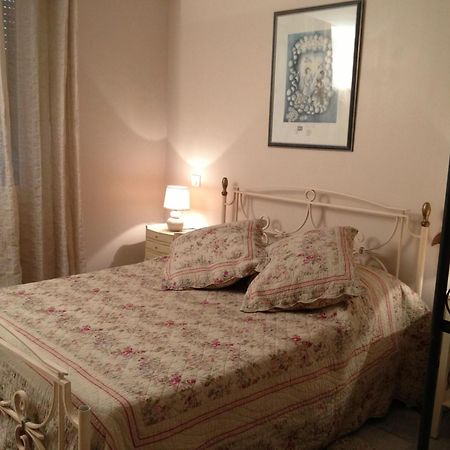 Les Locs De Marie Apartment Сен Максим Екстериор снимка