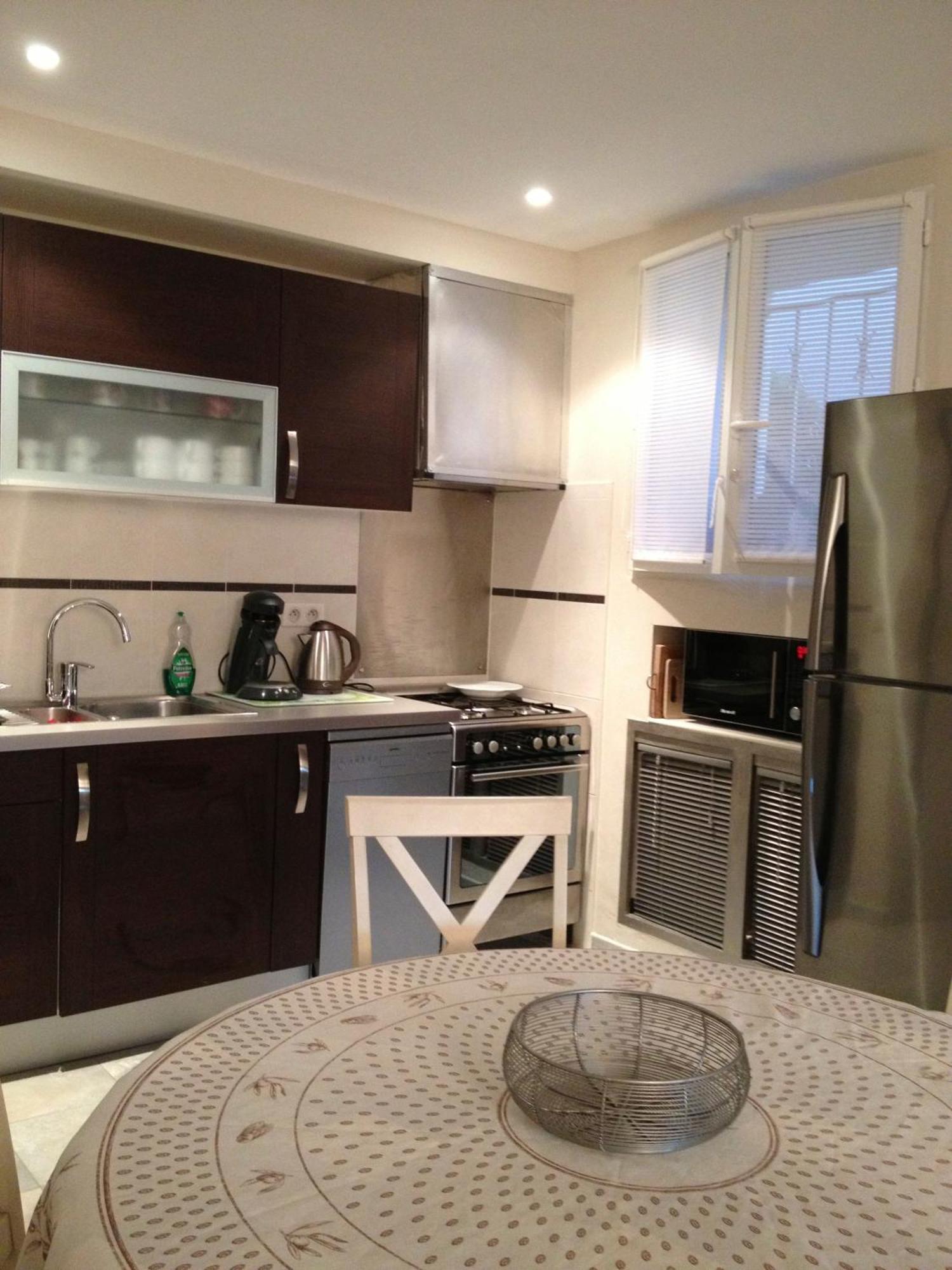 Les Locs De Marie Apartment Сен Максим Екстериор снимка